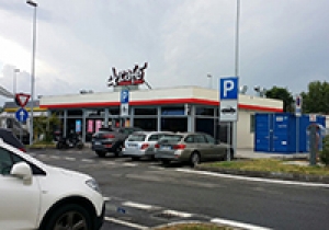 Fornitura di moduli uso magazzino per Autogrill spa presso stazioni di servizio in zona Milano